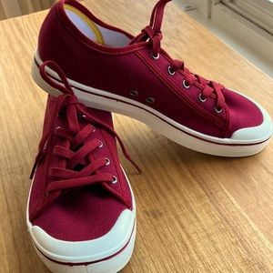 NWOT Keen Elisa Lite Women’s Casual shoes, Rhubarb/Birch, size 10.5